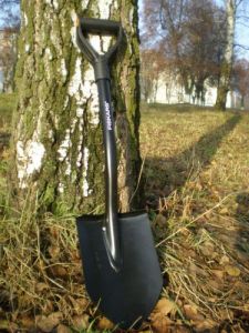 Укороченная лопата Fiskars (Фискарс), штыковая (для сложных грунтов)